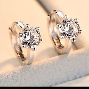 Elegant  925 Sterling Silver Cubic Zirconia Hoop Stud Earrings NEW